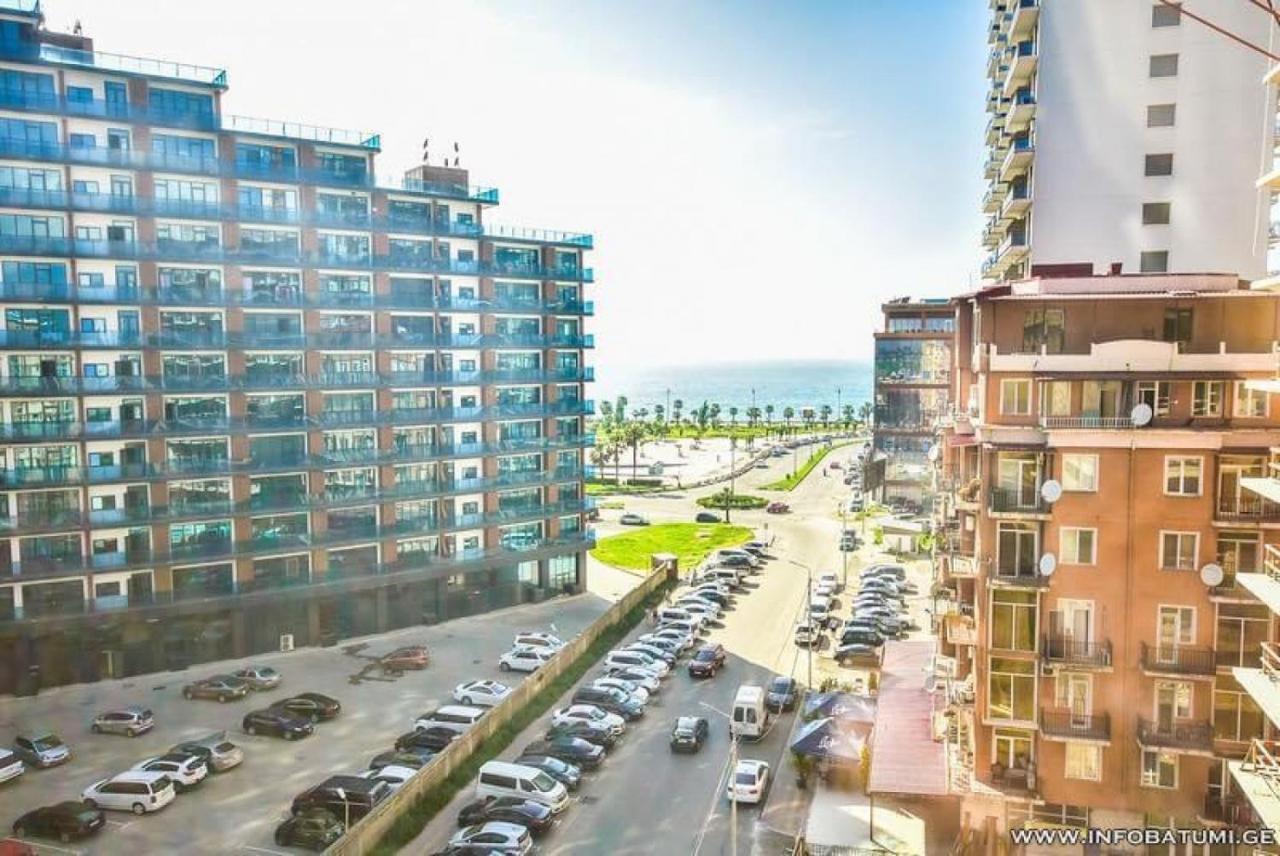 Hotel Batumi Inn Экстерьер фото