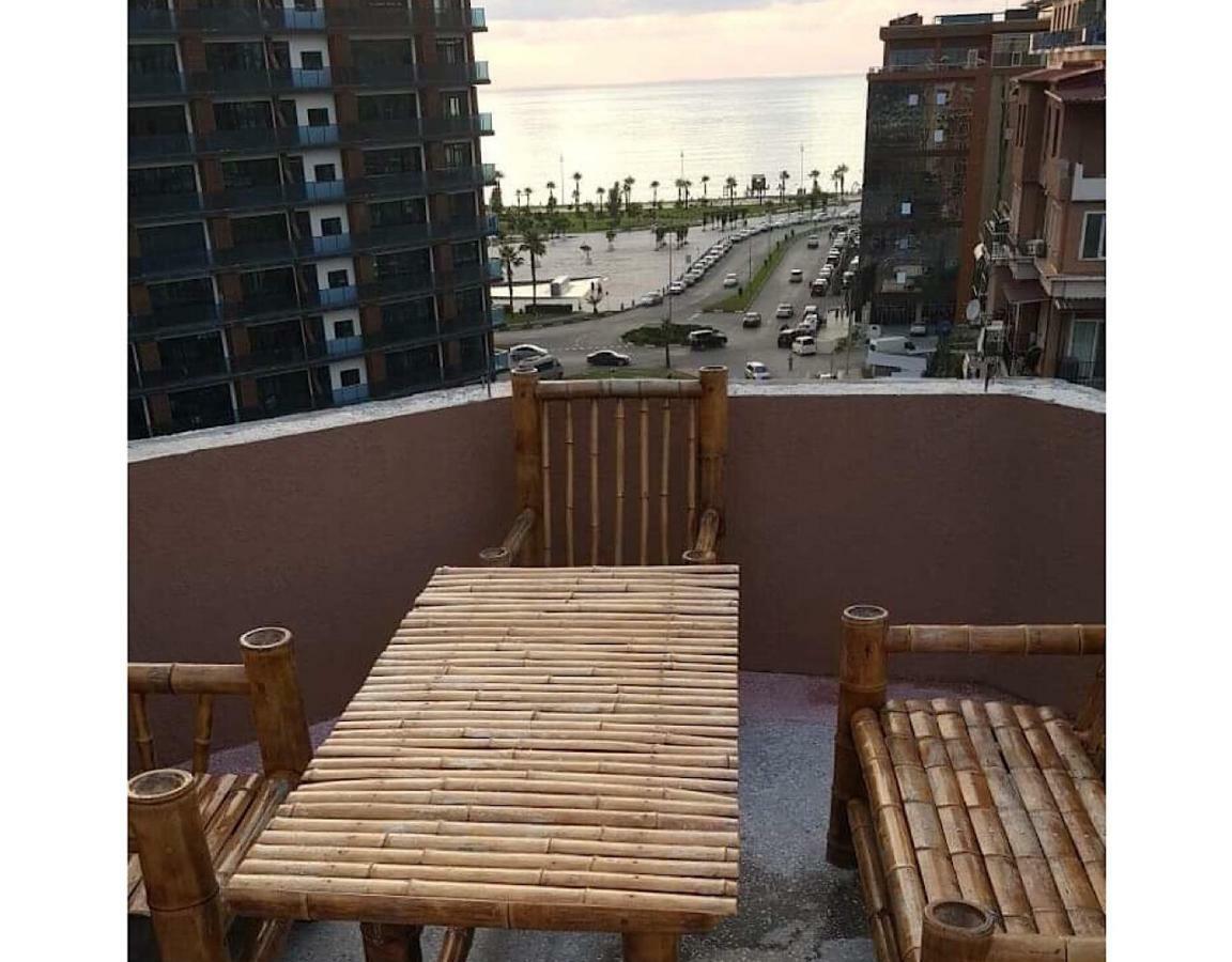 Hotel Batumi Inn Экстерьер фото